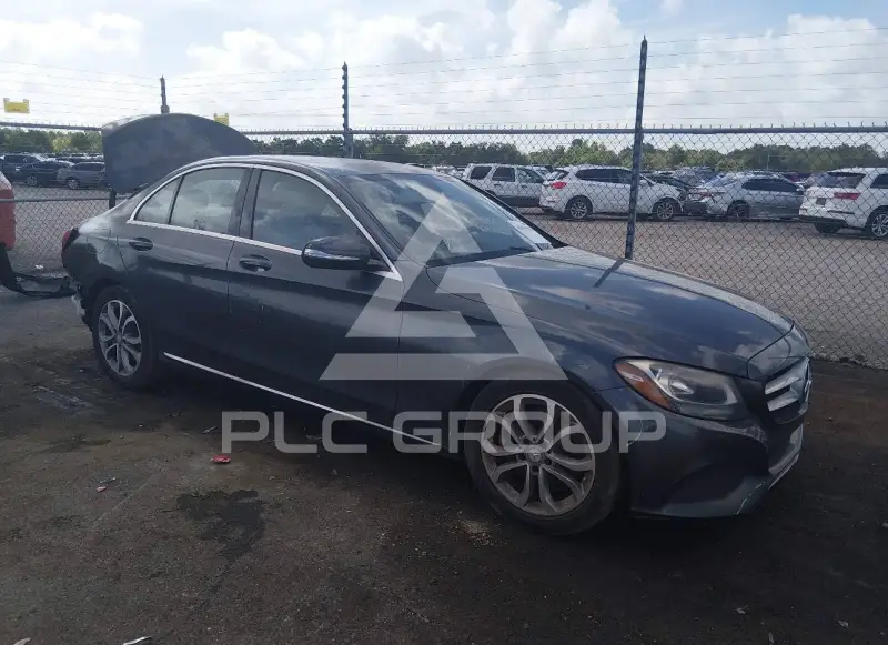 2015 Mercedes Benz C 300 фото
