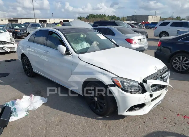 2015 Mercedes Benz C 300 фото