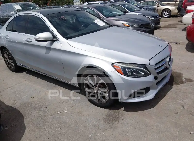 2015 Mercedes Benz C 300 фото