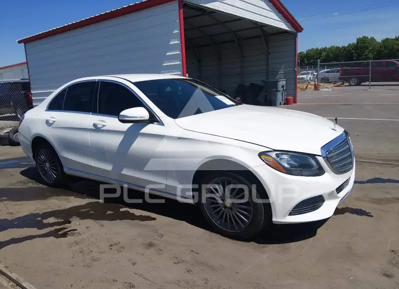 2015 Mercedes Benz C 300 фото