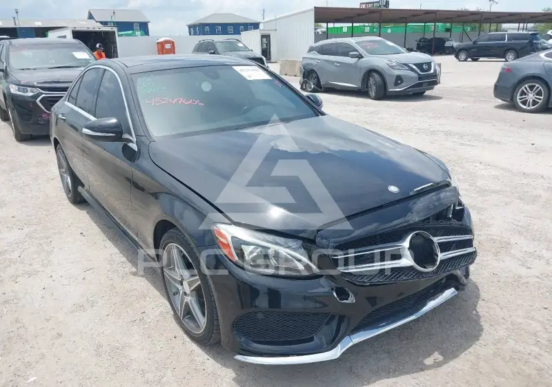 2015 Mercedes Benz C 300 фото