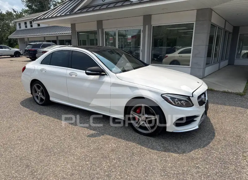2015 Mercedes Benz C 300 фото