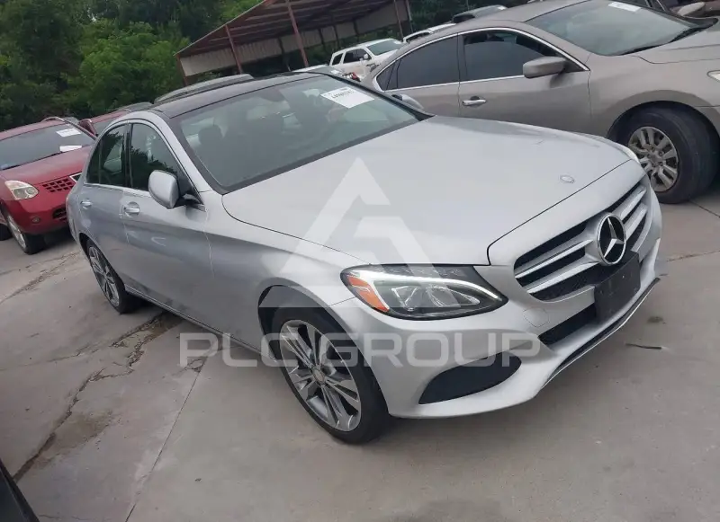 2015 Mercedes Benz C 300 фото