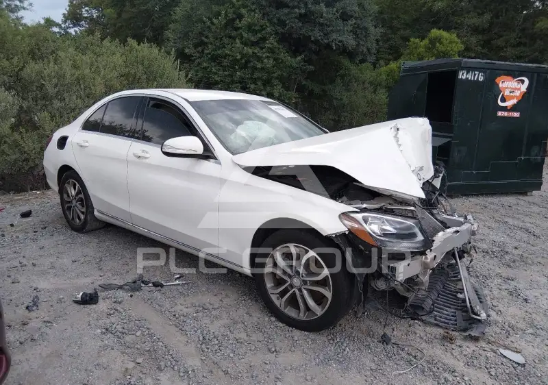 2015 Mercedes Benz C 300 photo