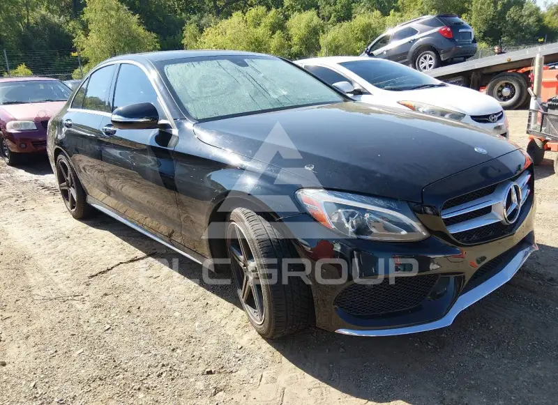 2015 Mercedes Benz C 300 фото