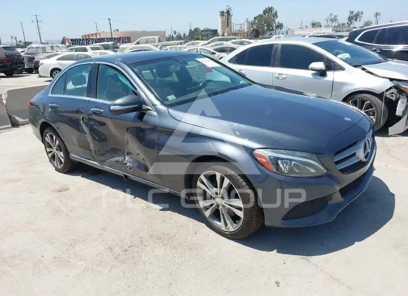 2015 Mercedes Benz C 300 фото