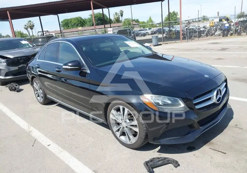 2015 Mercedes Benz C 300 фото
