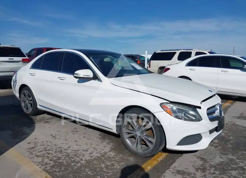 2015 Mercedes Benz C 300 фото