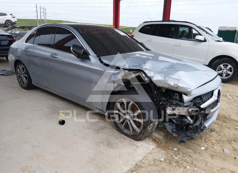 2015 Mercedes Benz C 300 photo