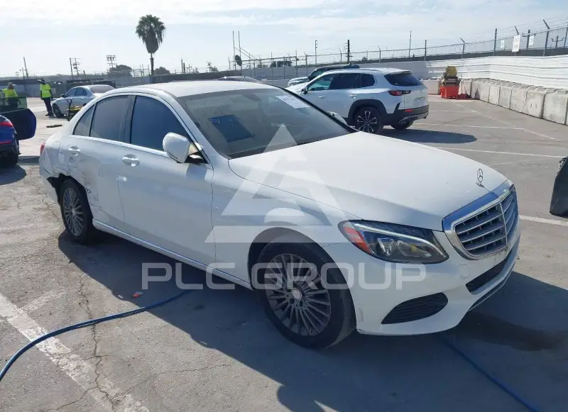 2015 Mercedes Benz C 300 фото