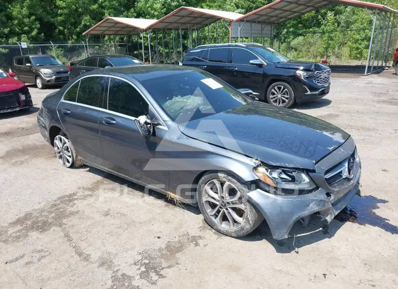 2015 Mercedes Benz C 300 фото