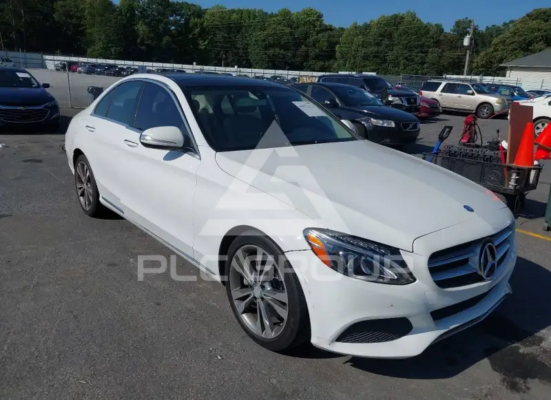 2015 Mercedes Benz C 300 фото