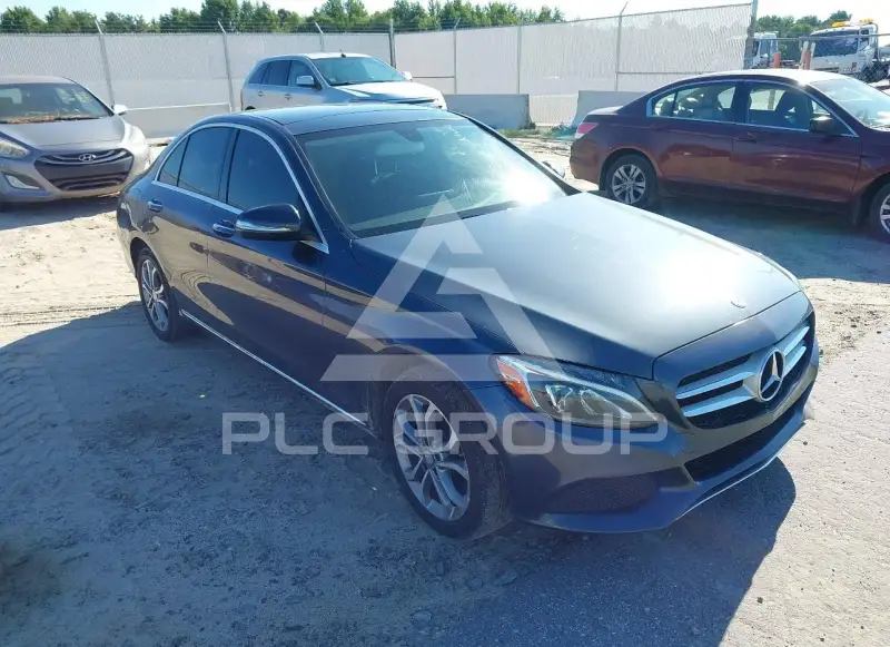 2015 Mercedes Benz C 300 фото