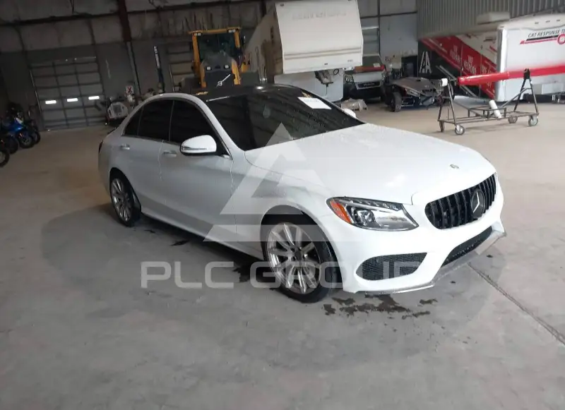2015 Mercedes Benz C 300 фото