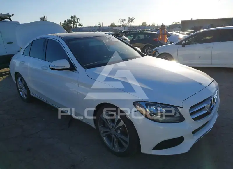 2015 Mercedes Benz C 300 фото
