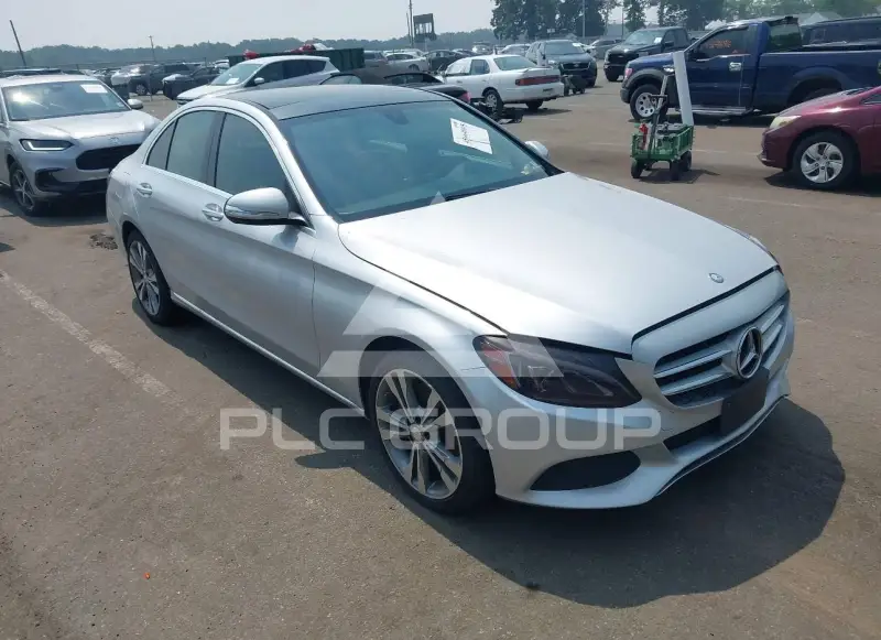 2015 Mercedes Benz C 300 фото