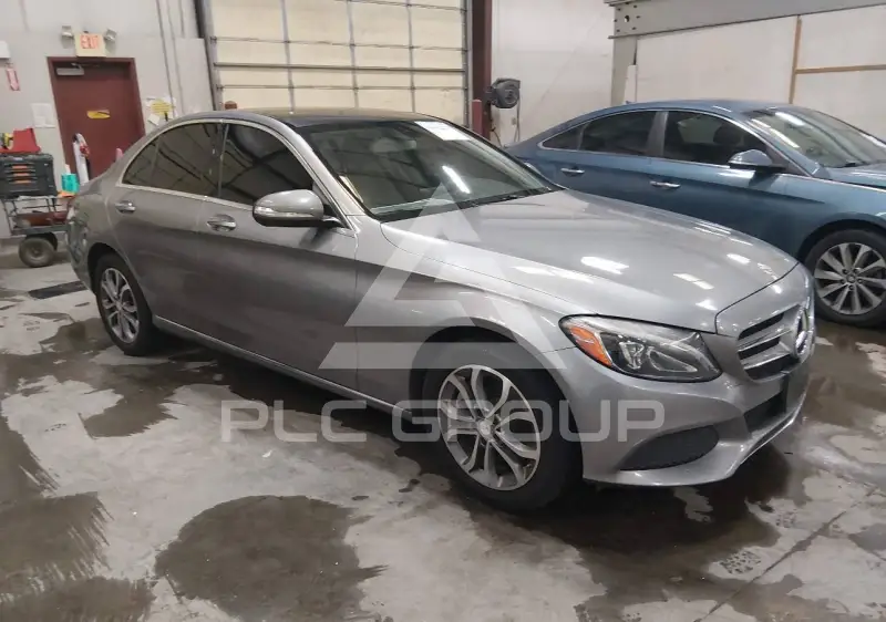 2015 Mercedes Benz C 300 фото
