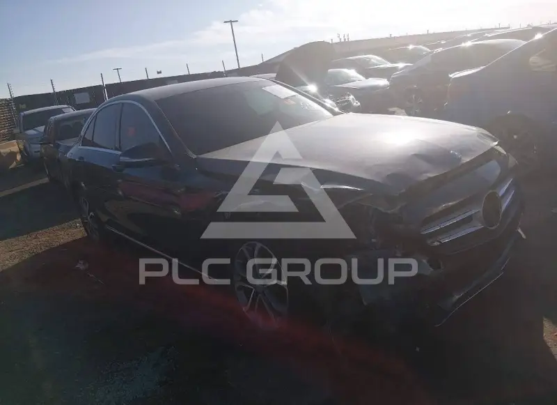 2015 Mercedes Benz C 300 фото