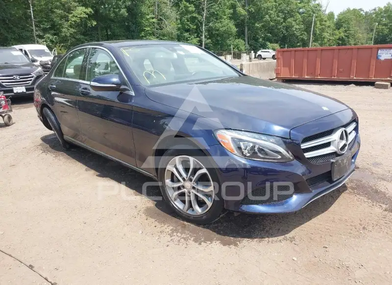 2015 Mercedes Benz C 300 фото