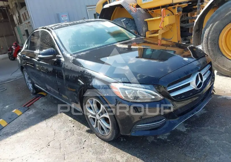 2015 Mercedes Benz C 300 photo