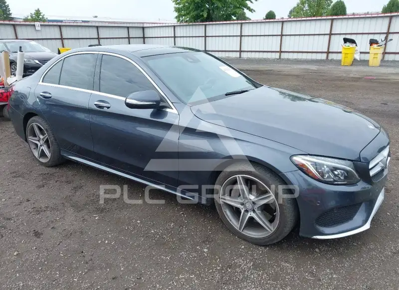 2015 Mercedes Benz C 300 фото