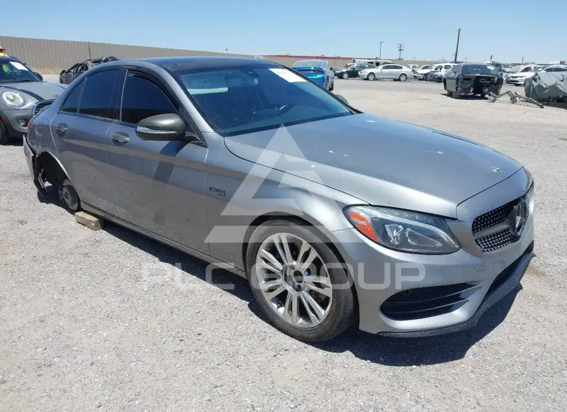 2015 Mercedes Benz C 300 photo