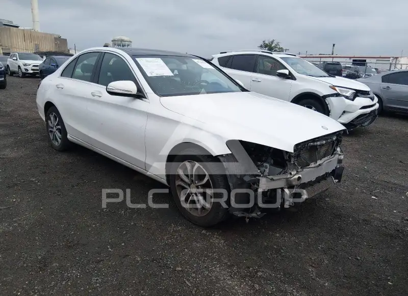 2015 Mercedes Benz C 300 photo