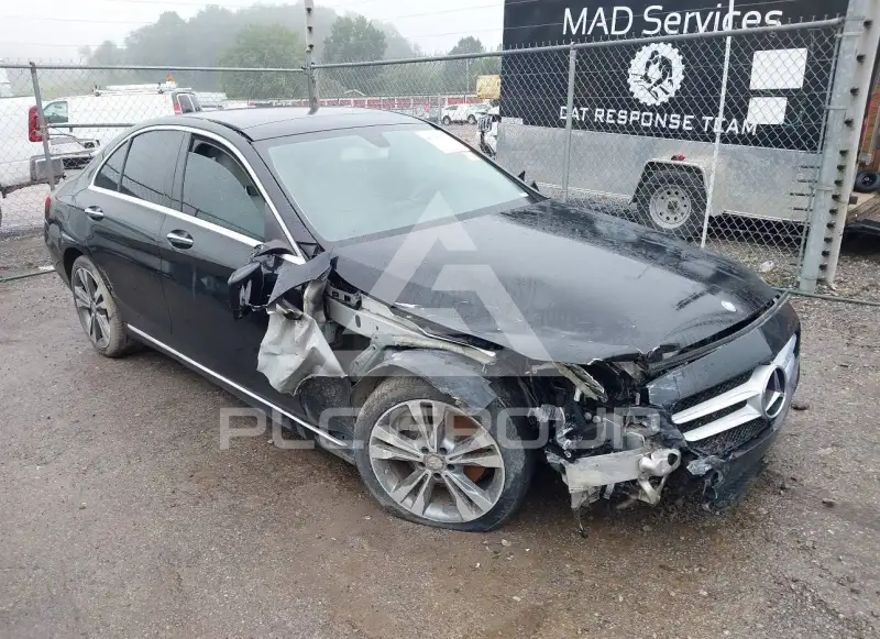 2015 Mercedes Benz C 300 фото