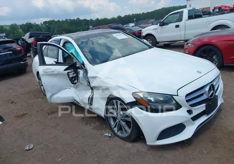 2015 Mercedes Benz C 300 фото