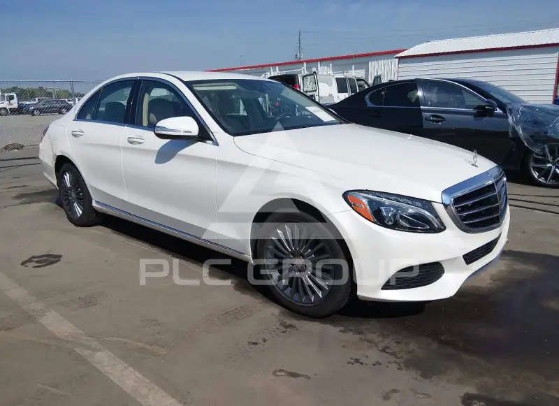 2015 Mercedes Benz C 300 photo