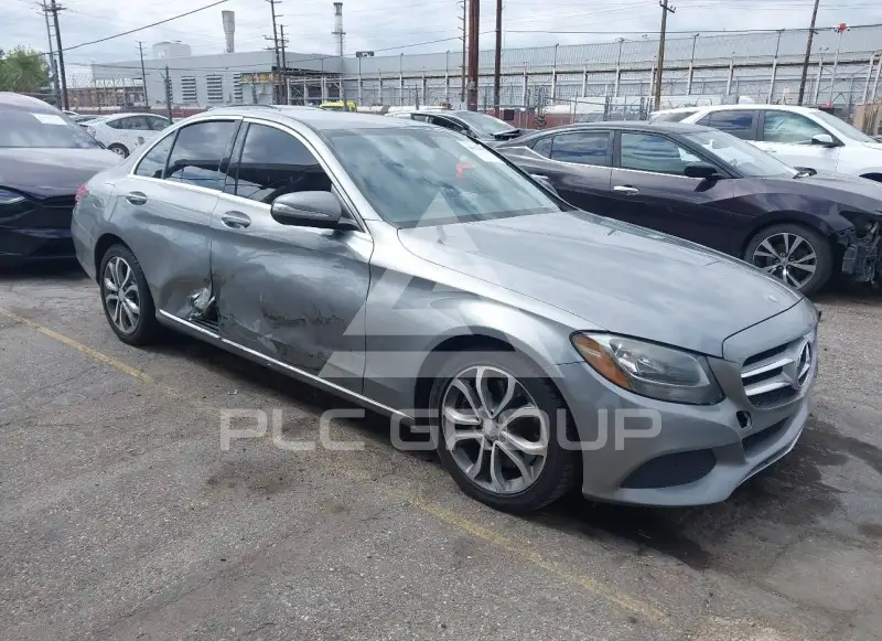 2015 Mercedes Benz C 300 фото