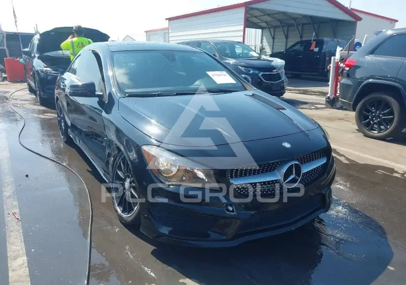 2015 Mercedes Benz CLA 250 photo