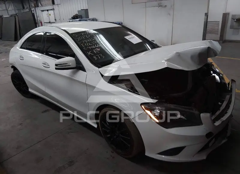 2015 Mercedes Benz CLA 250 фото