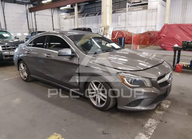 2015 Mercedes Benz CLA 250 фото