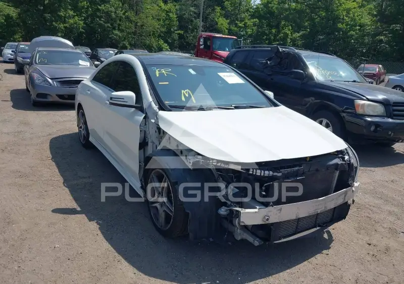 2015 Mercedes Benz CLA 250 фото