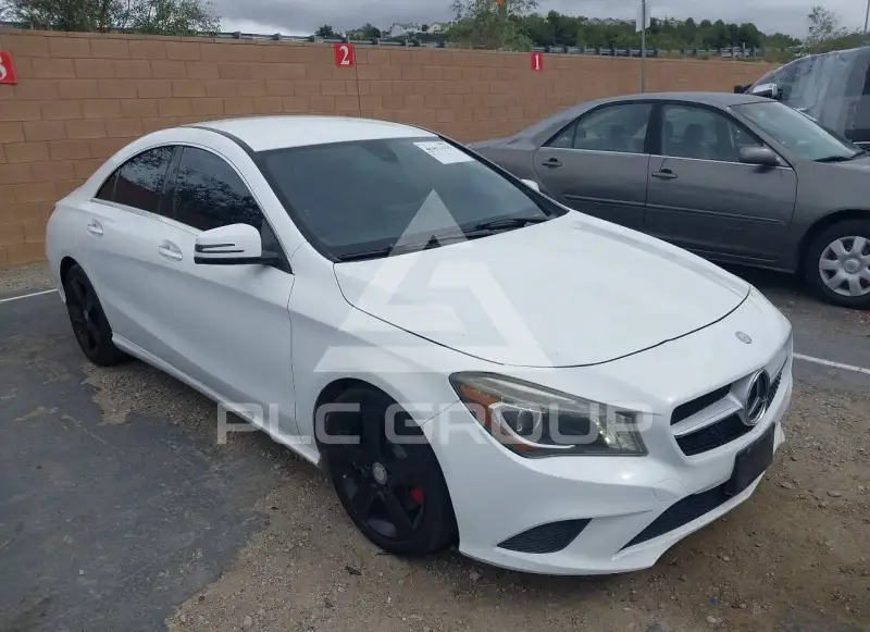 2015 Mercedes Benz CLA 250 фото