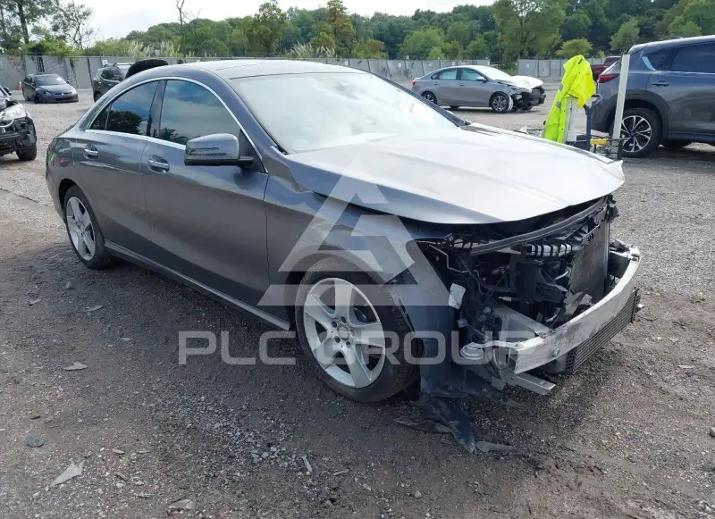 2015 Mercedes Benz CLA 250 фото