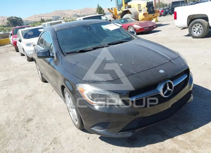 2015 Mercedes Benz CLA 250 фото