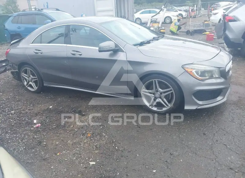 2015 Mercedes Benz CLA 250 фото