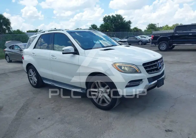 2015 Mercedes Benz ML 350 photo