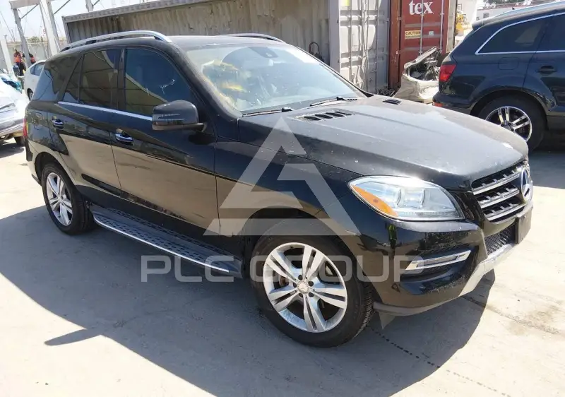 2015 Mercedes Benz ML 350 photo