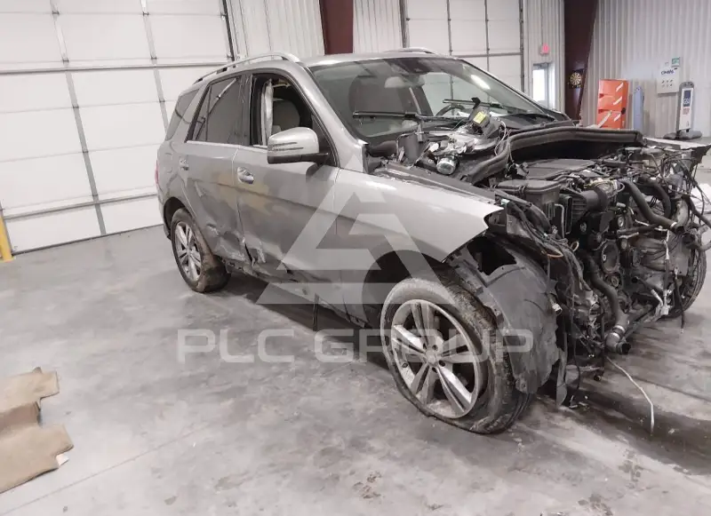 2015 Mercedes Benz ML 350 photo