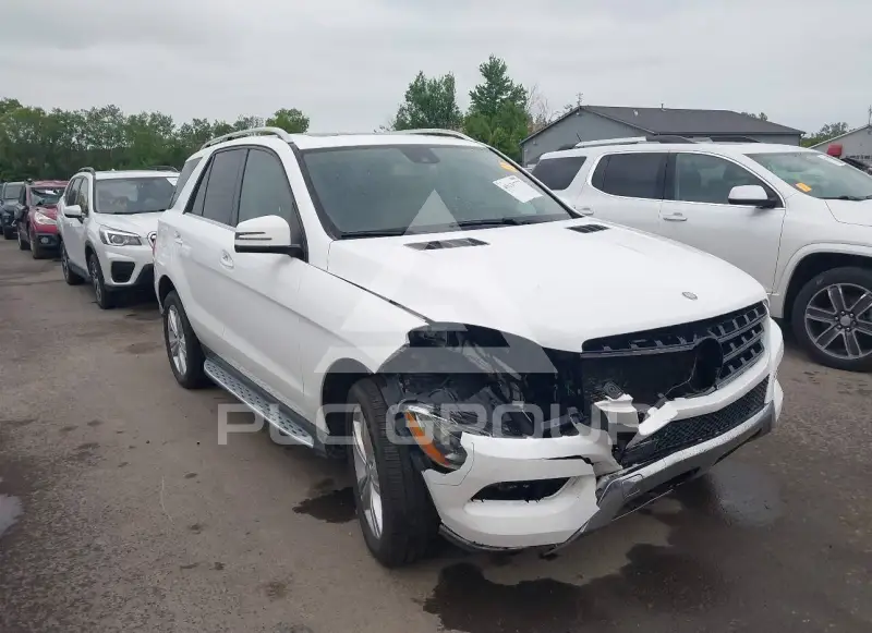 2015 Mercedes Benz ML 350 photo