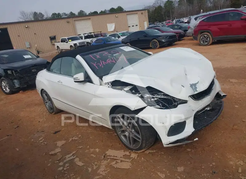 2015 Mercedes Benz E 400 фото