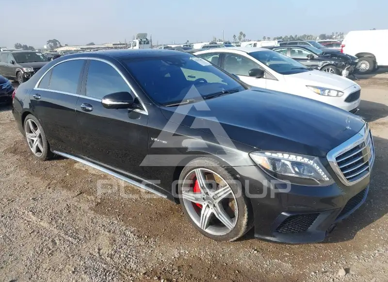2015 Mercedes Benz S 63 фото