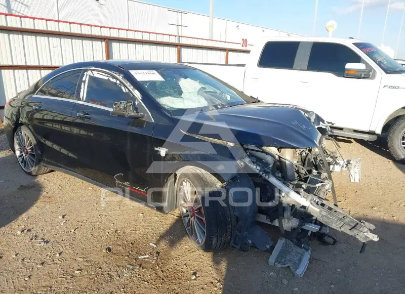 2015 Mercedes Benz CLA 450 фото
