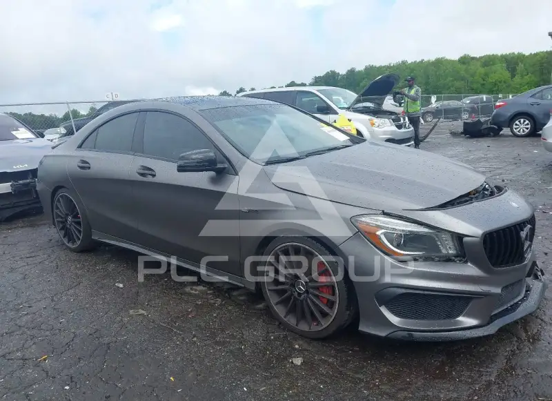2015 Mercedes Benz CLA 450 фото