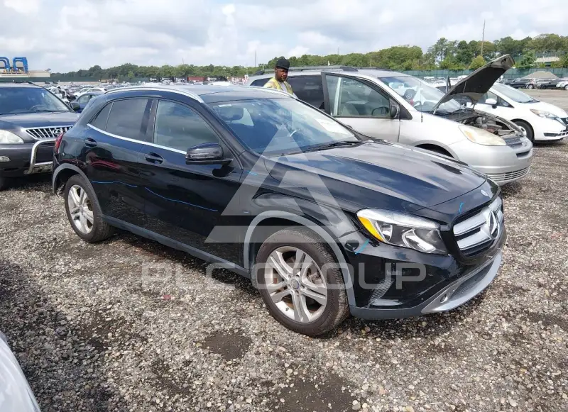 2015 Mercedes Benz GLA 250 фото
