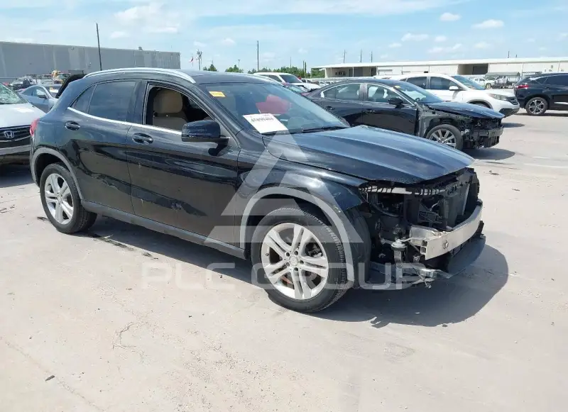 2015 Mercedes Benz GLA 250 фото