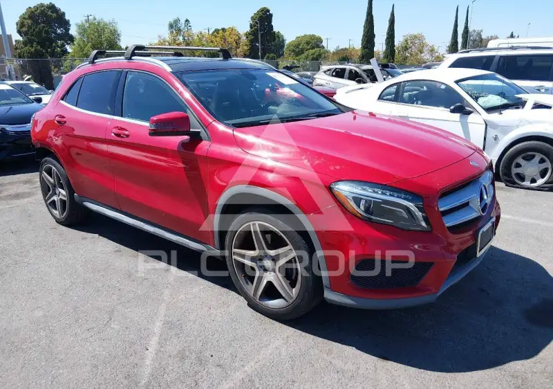 2015 Mercedes Benz GLA 250 фото